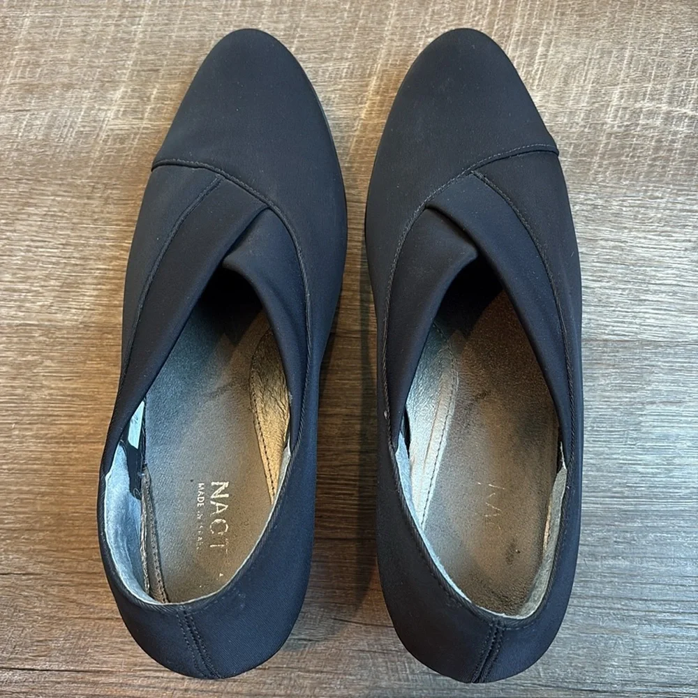 NAOT Black Stretch Heels Women’s 9 (EU40) - Picture 7 of 11